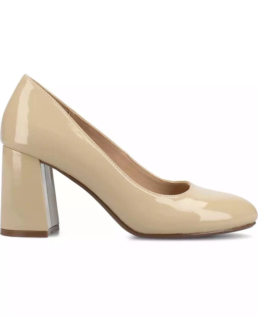Journee Collection Women
s Seraphina Round Toe Pumps 2