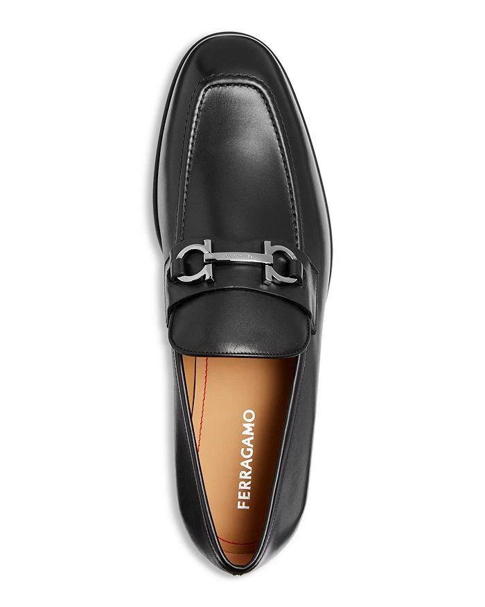 Salvatore Ferragamo Men display picture 1