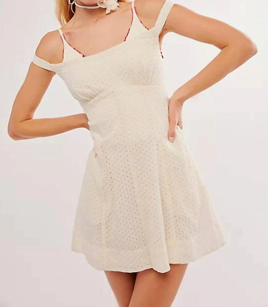 Shop Forever Time Sleeveless Midi Dress on Sale at BeyondStyle  Get 68%  Off Forever Time Sleeveless Midi Dress with Limited-Time Flash Deals,  Exclusive Discounts, and Special Offers. Enjoy Unbeatable Savings on
