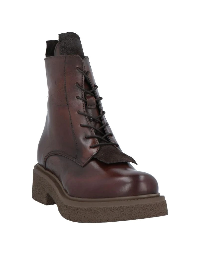 1725.A Ankle boot 2