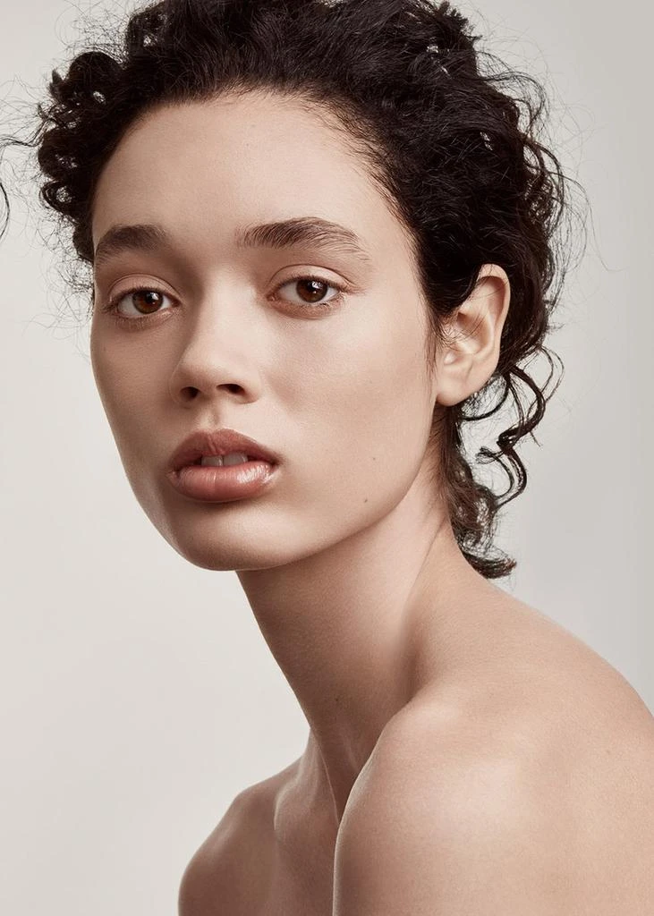 Fenty Beauty Pro Filt
r Soft Matte Longwear Foundation 160 4