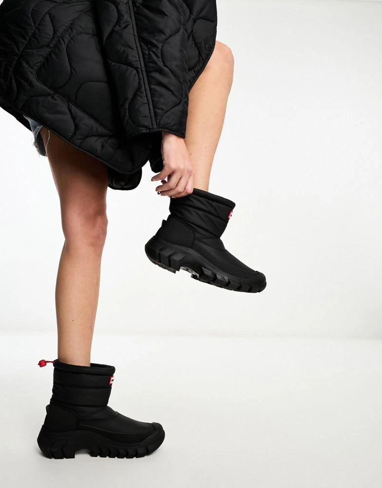 Hunter Hunter intrepid short snow boot in black 3