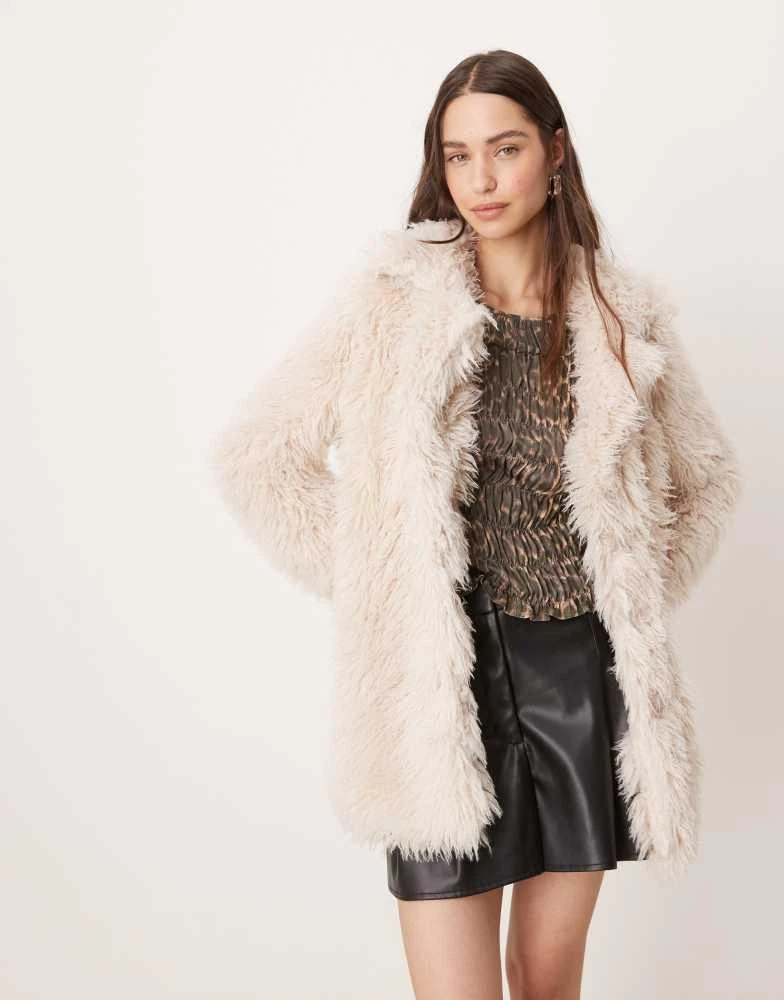 Glamorous Glamorous fluffy faux fur boxy coat 2