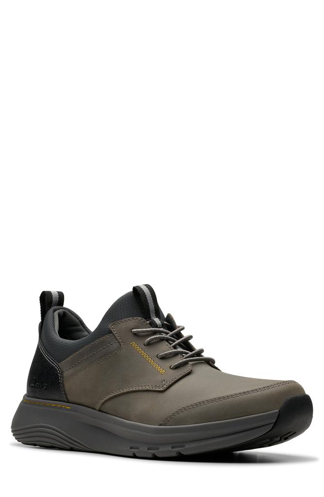 Clarks Motion Trek EZ Sneaker