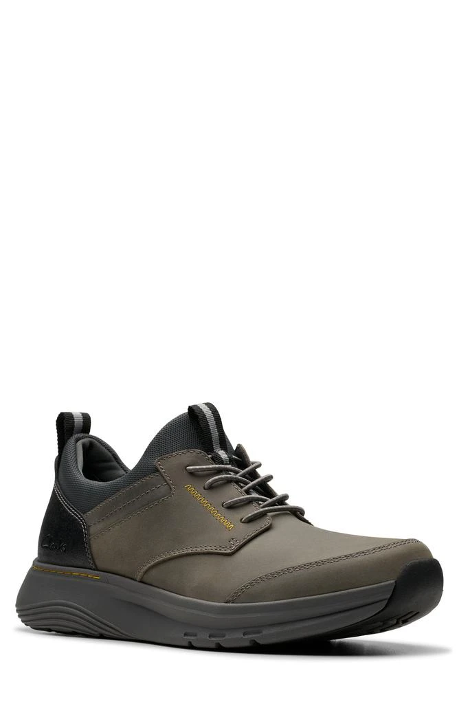 Clarks® Motion Trek EZ Sneaker 1