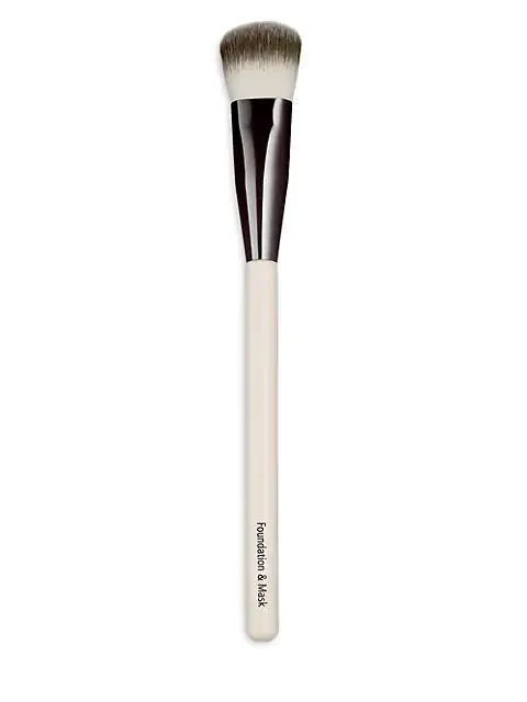 Chantecaille Foundation
Mask Brush