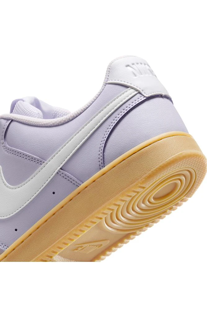 NIKE Court Vision Low Sneaker 9