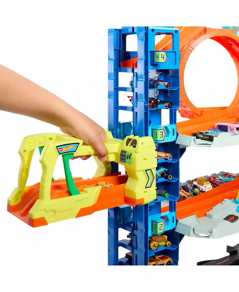 Hot Wheels City Ultimate Garage Playset with 2 Die-Cast Cars, Toy Storage For 50 Plus Cars 3