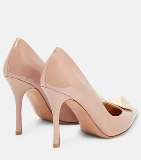 Valentino One Stud patent leather pumps 3