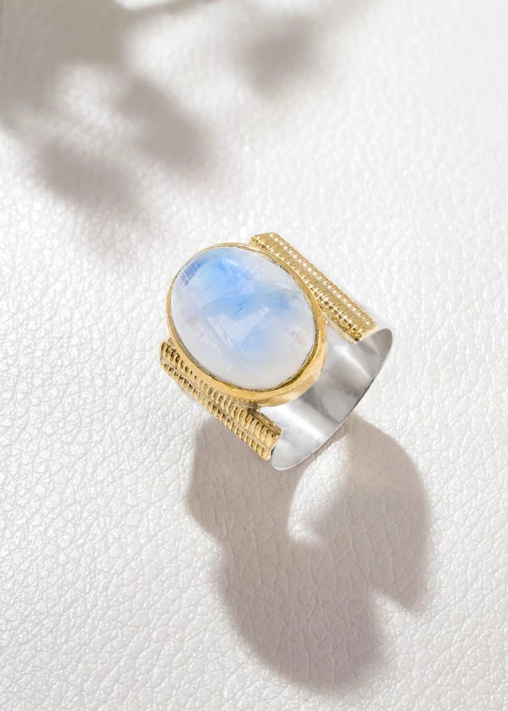 Tiramisu Bold 925 Sterling Silver and Statement Moonstone Ring 4