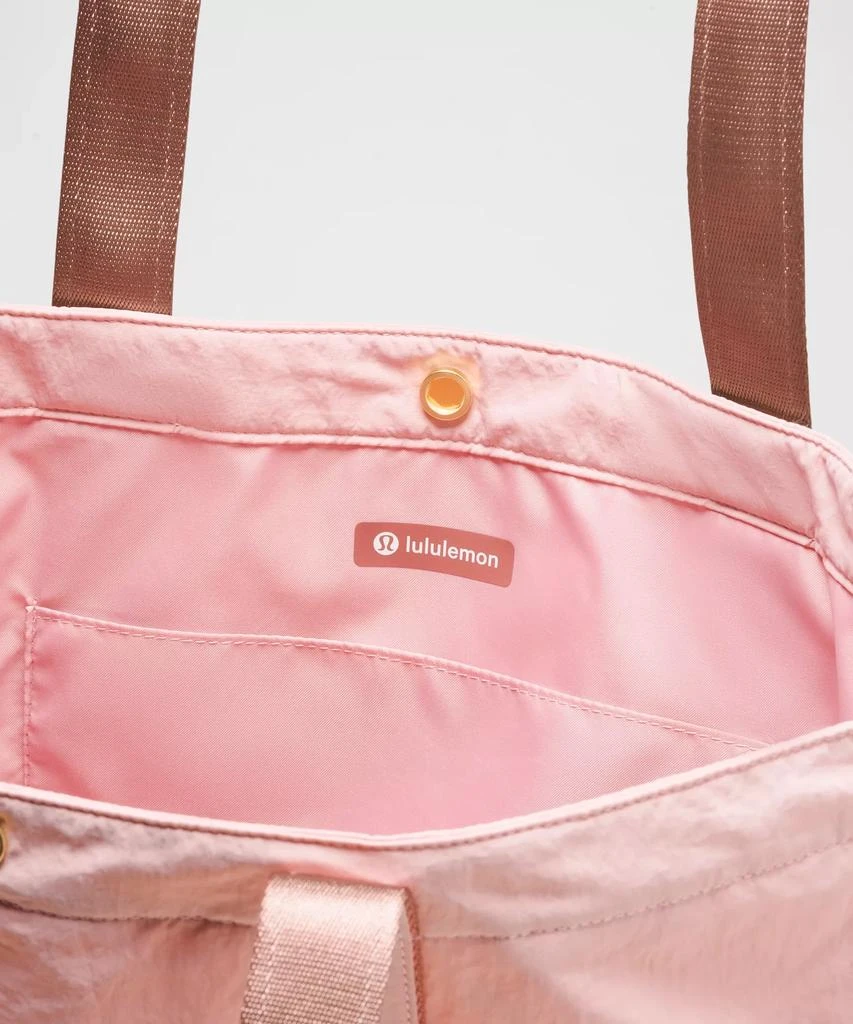 Lululemon Daily Multi-Pocket Tote Bag 20L 24