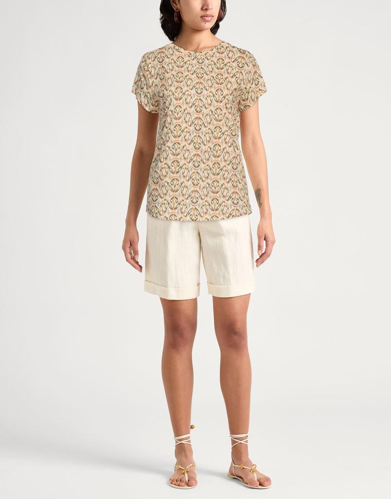 MOMONI T-shirt