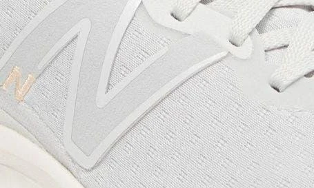 New Balance Fresh Foam Arishi v4 Running Shoe 6