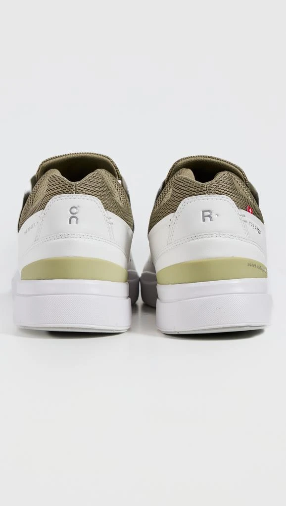 On The Roger Advantage Sneakers 2