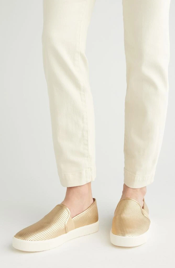Vince Blair Slip-On Sneaker 8