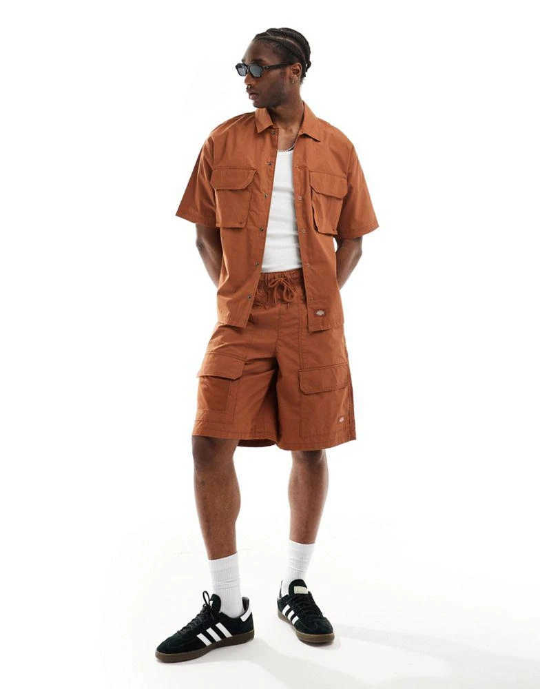 DICKIES Dickies fisherville shorts in brown tan 1