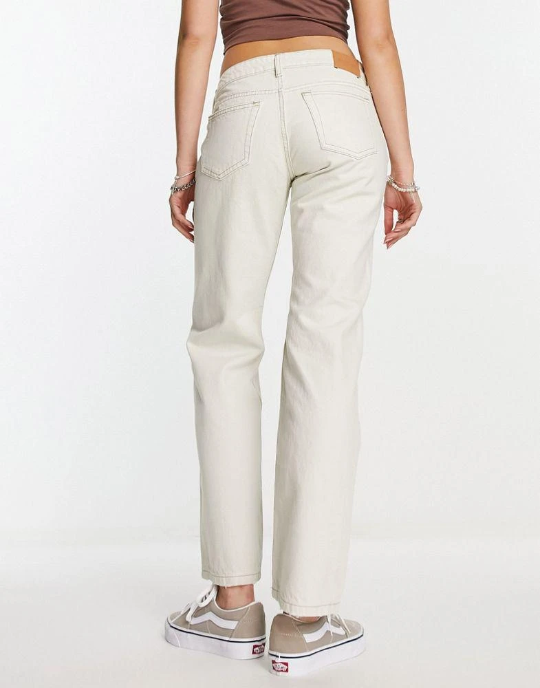 Weekday Weekday Arrow low rise straight leg jeans in chalk white 4