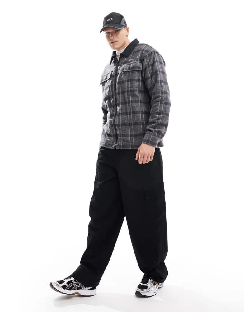 Columbia Columbia Pitchstone heavyweight shirt jacket in black 4