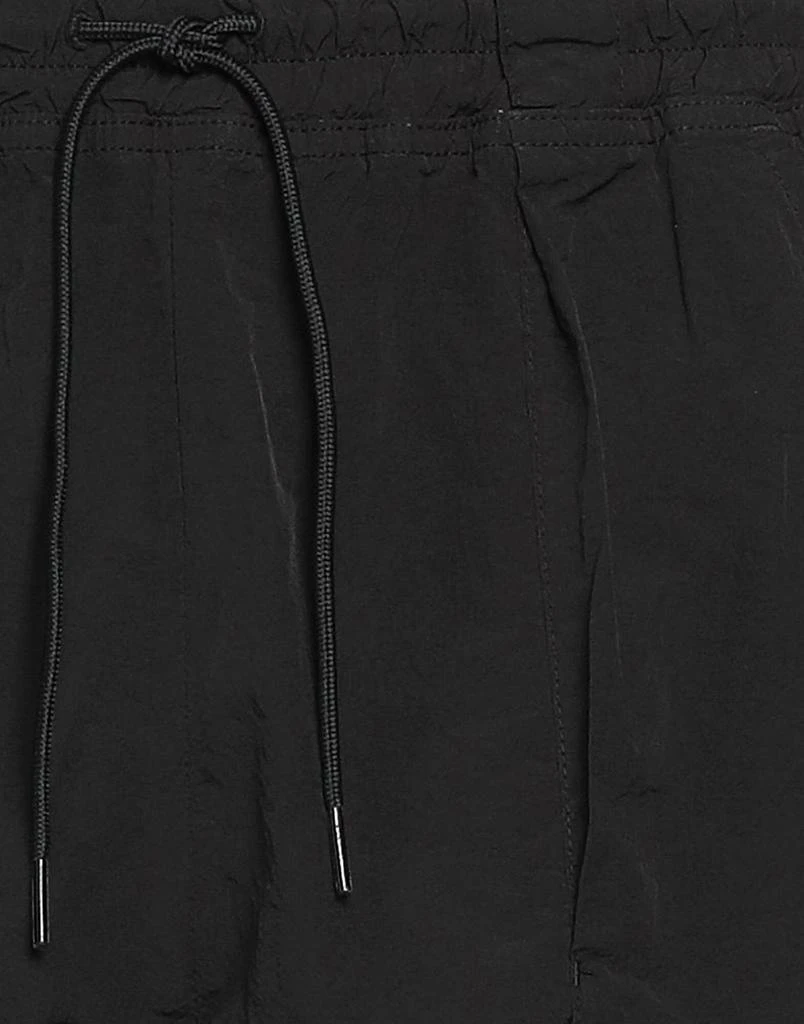 Holden Shorts & Bermuda 4