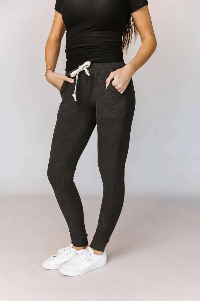 AMPERSAND AVE Ampersand Ave - Performance Fleece Joggers