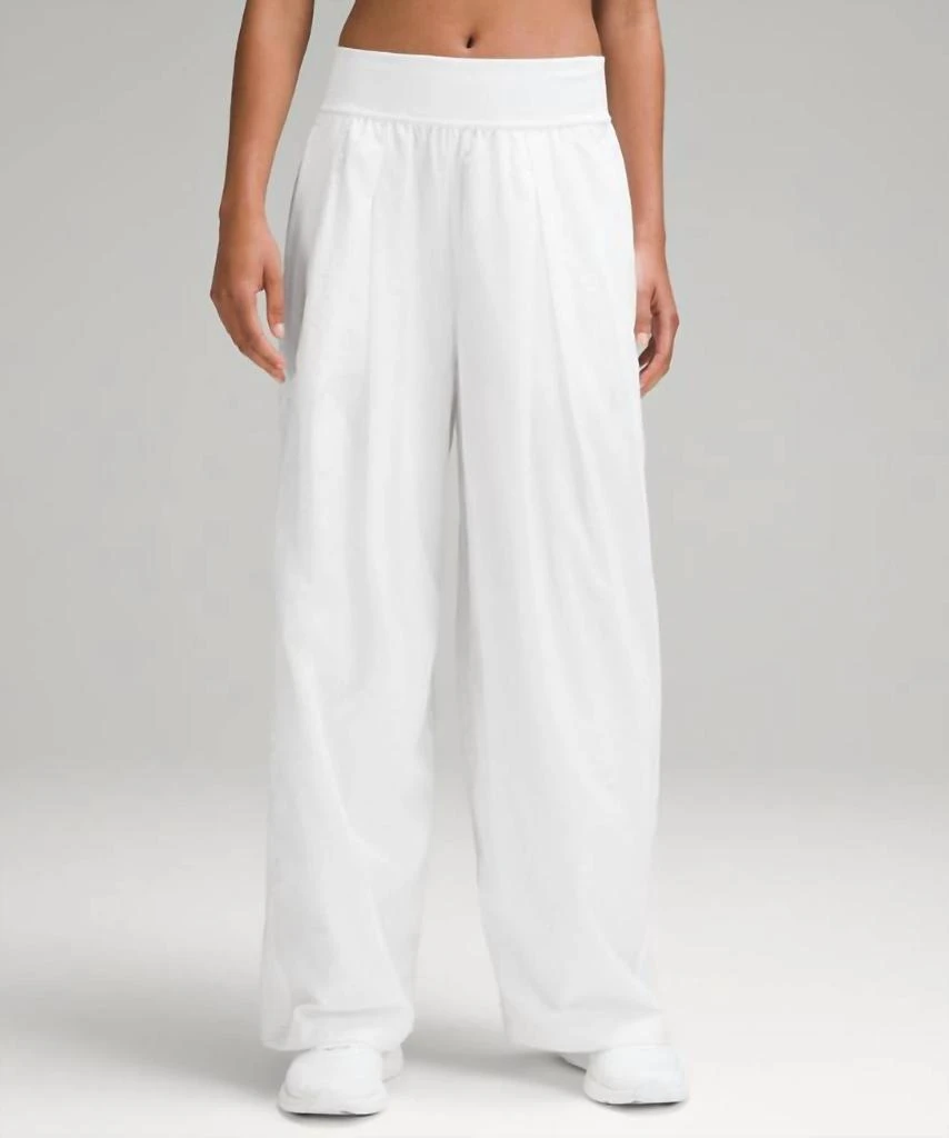 Lululemon Lululemon - Women
s Lightweight Tennis Mid Rise Track Pants 1