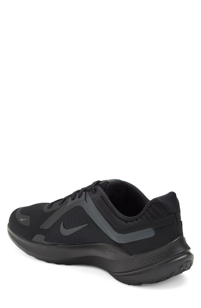 Nike Quest 5 Road Running Shoe 2