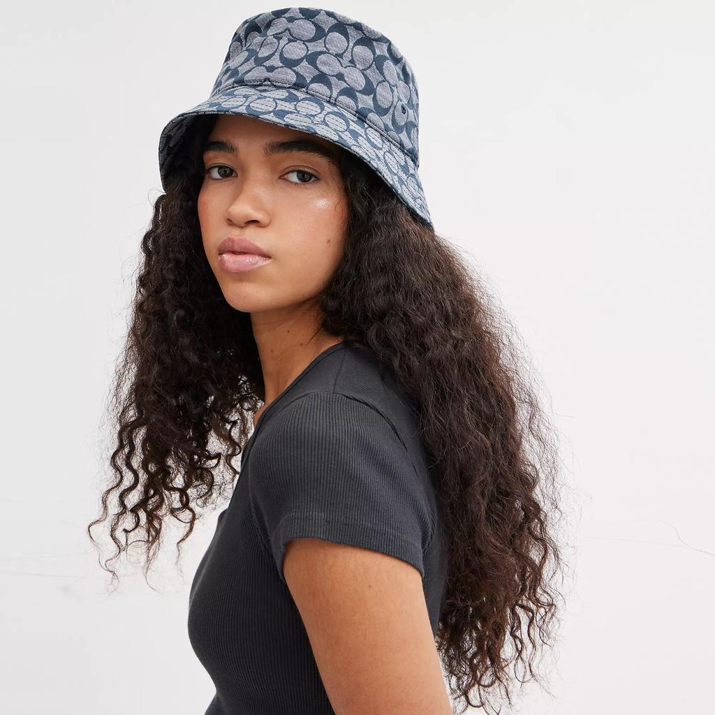 Coach Outlet Coach Outlet Signature Chambray Bucket Hat