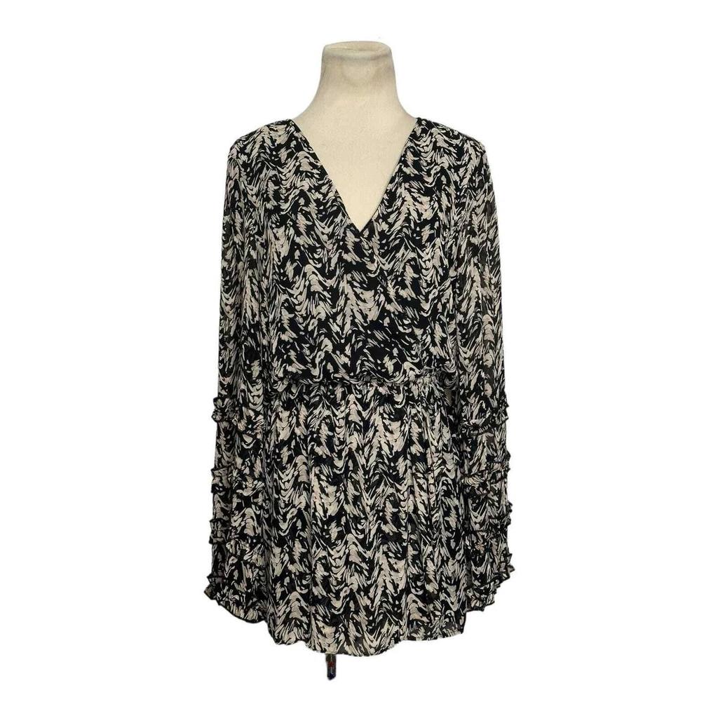 entro Entro - Women's Print Ruffle Long Sleeve Romper