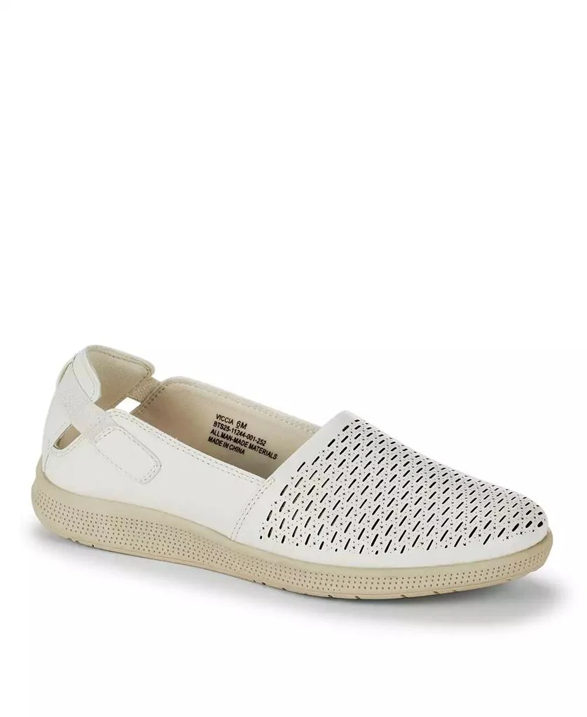 Baretraps Women's Viccia Slip On Flats 1