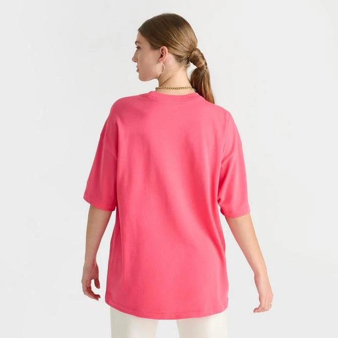 NIKE Women's Nike Sportswear Essential Campus Oversized T-Shirt 4