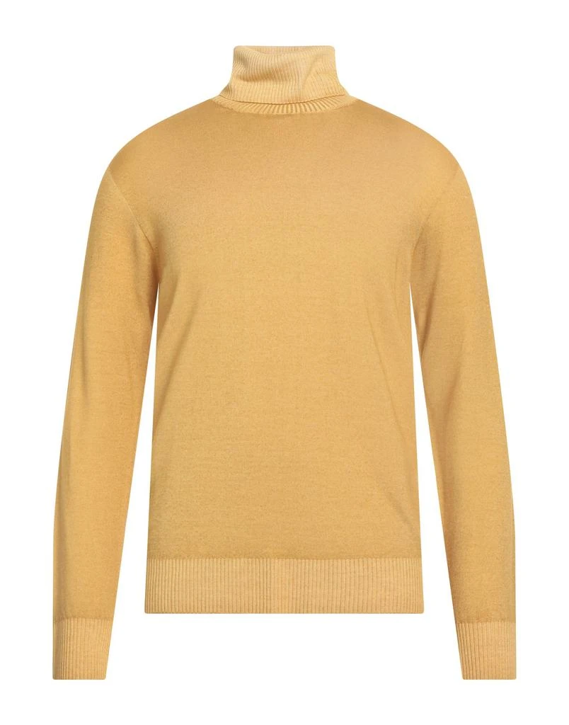 MALO Turtleneck 1