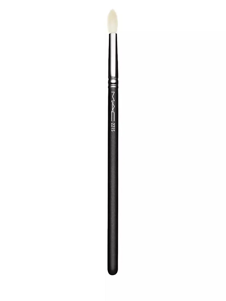 MAC 221S Mini Tapered Blending Brush 1