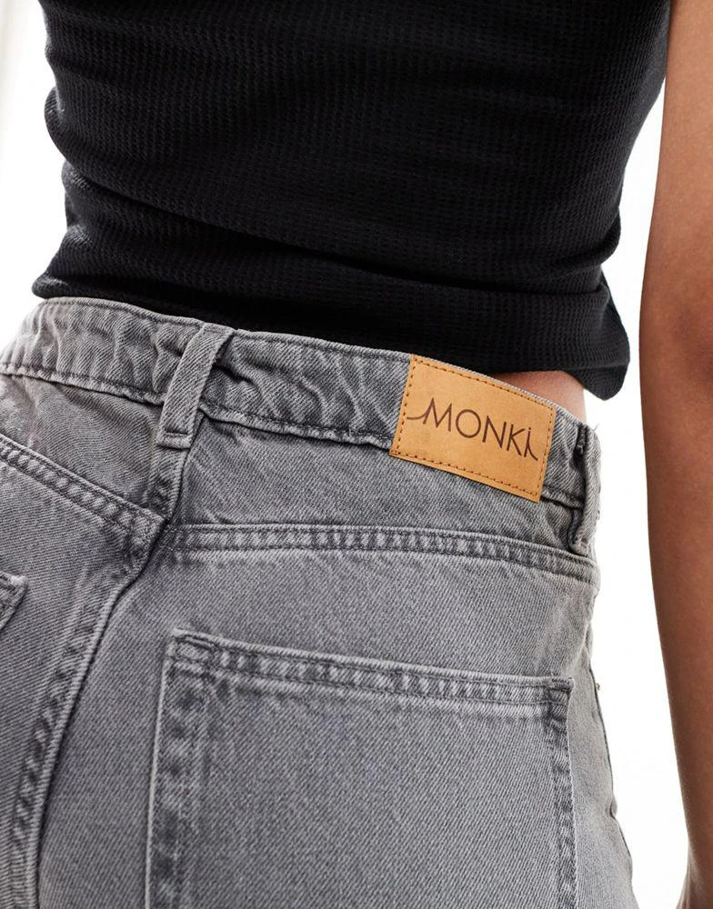 Monki Monki Naoki loose fit low rise jeans in washed grey 4