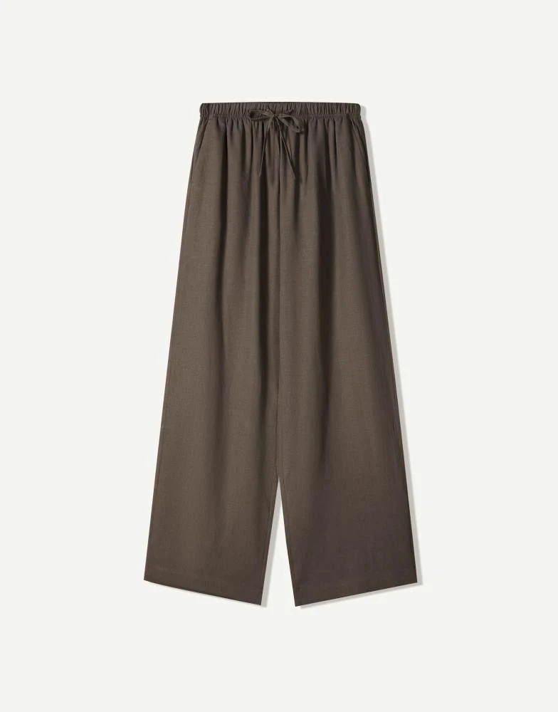 Bershka Bershka linen blend trousers with an elasticated waistband in sand 2