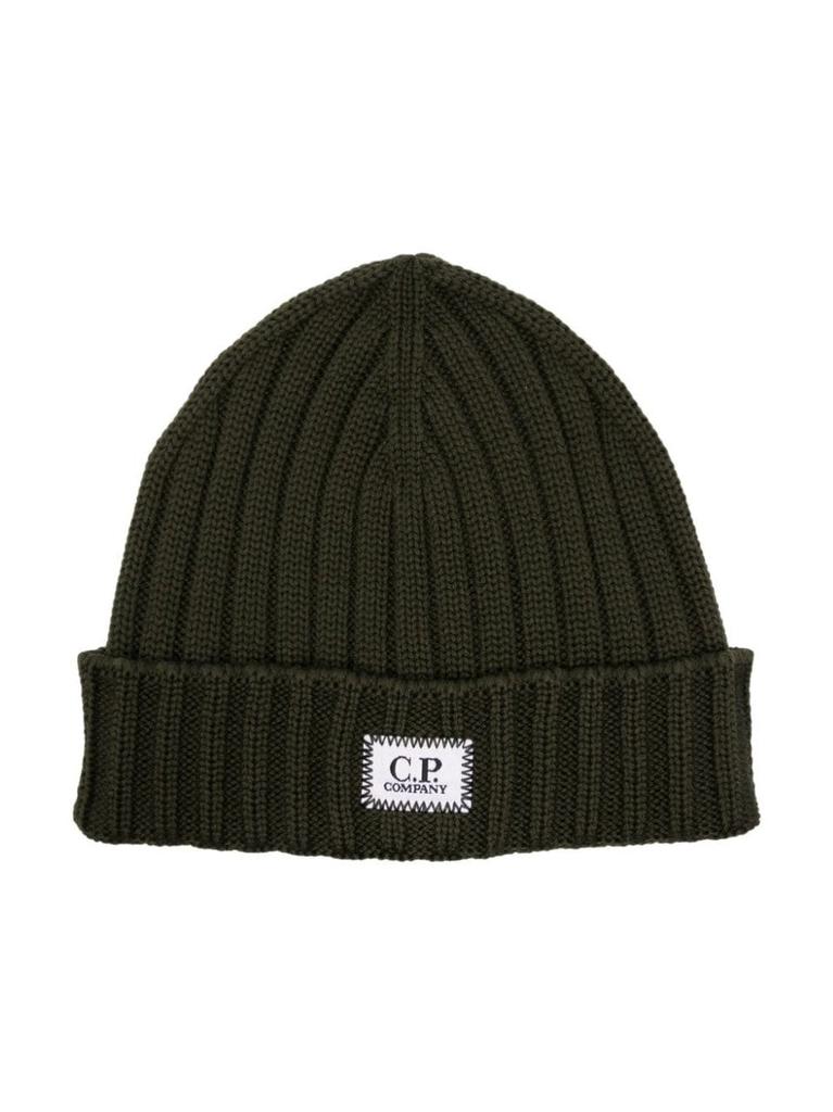 CP Company cap in wool enters end
