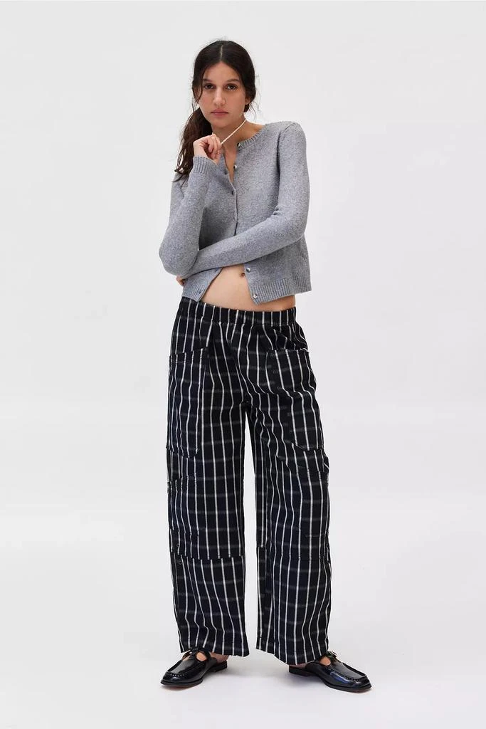 BDG BDG Charlie Gingham Low-Rise Wide-Leg Pant 1