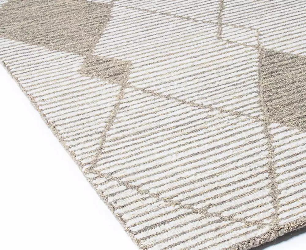 Bashian Rugs Valencia VAL317 2'6"x8' Runner Area Rug