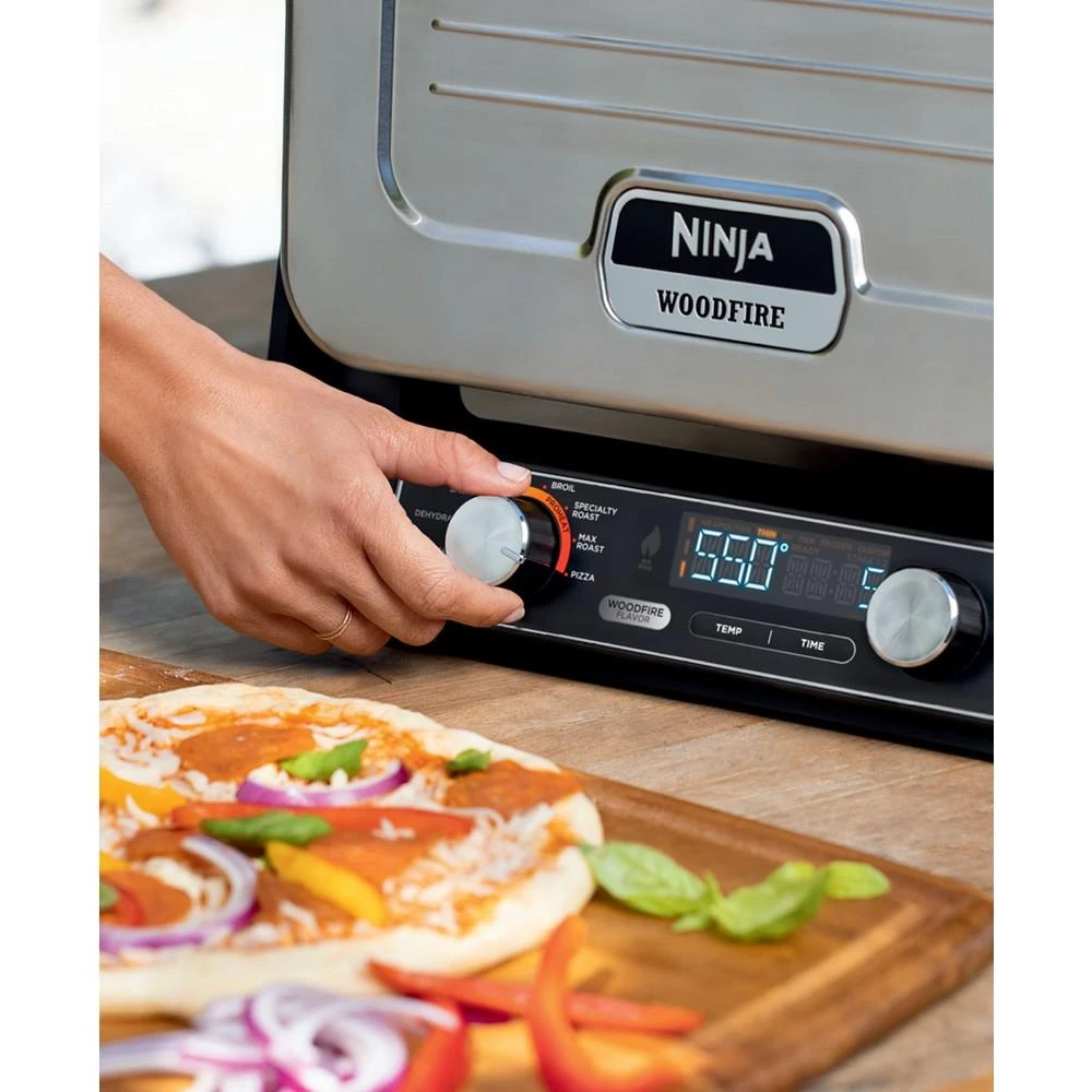 Ninja Woodfire Pizza Oven, 8-in-1 Outdoor Oven, 5 Pizza Settings, Up to 700 Fahrenheit High Heat, BBQ (Barbecue) Smoker - OO101 10
