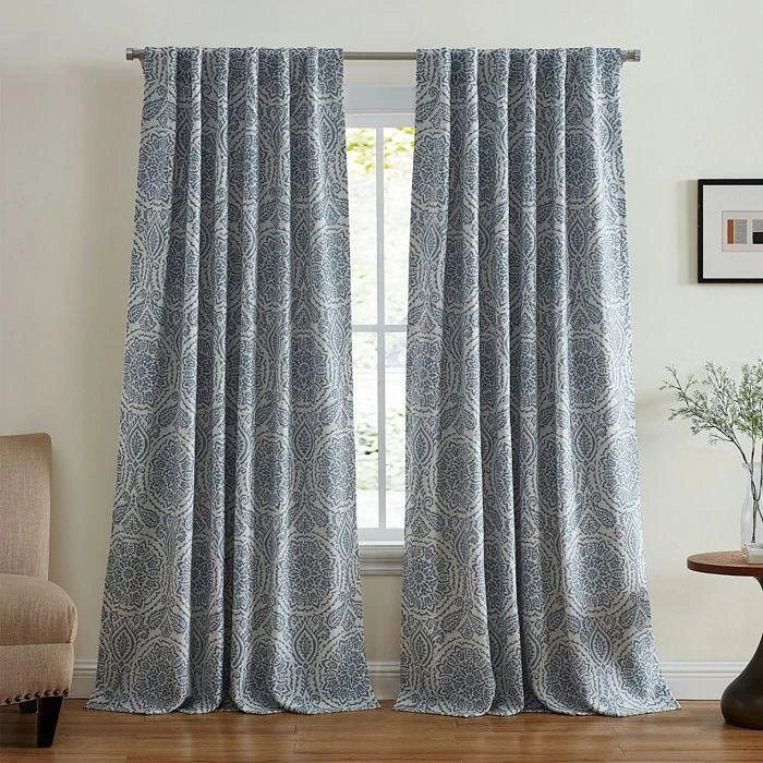 Elrene Home Fashions Giovanni Medallion Blackout Window Curtain Panel, 52" x 95"