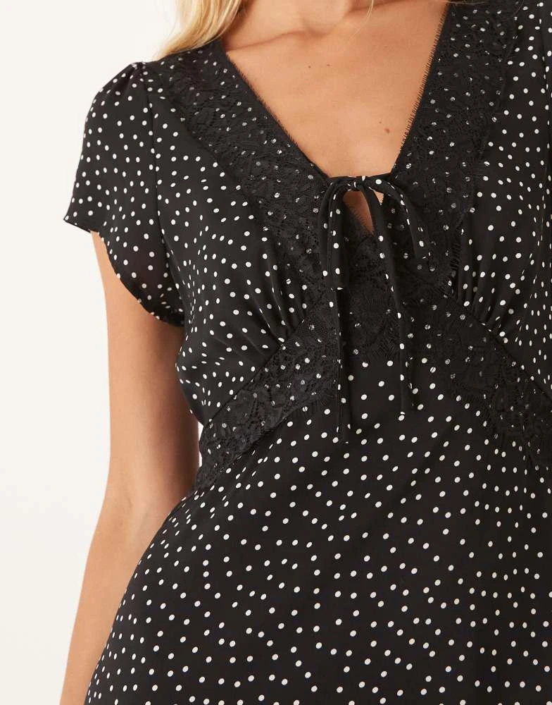 Brave Soul Brave Soul V-neck short sleeve midi dress in black 3