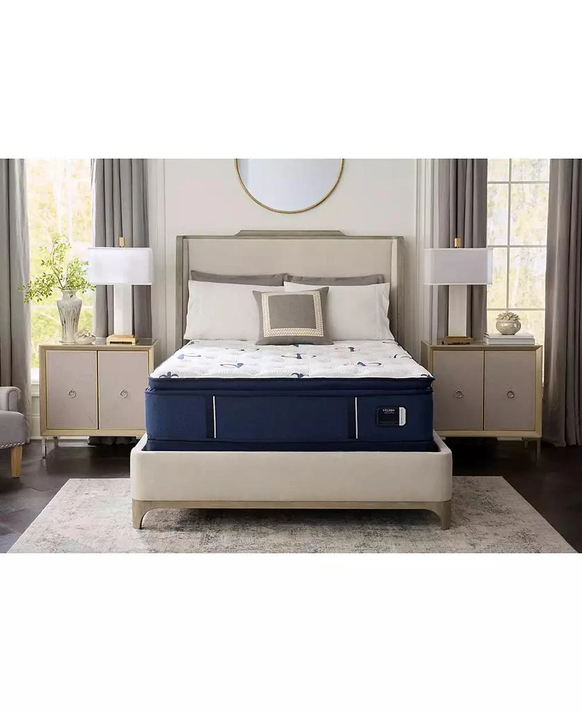 Stearns
Foster Studio Medium Euro Pillowtop 14.5" Mattress Collection