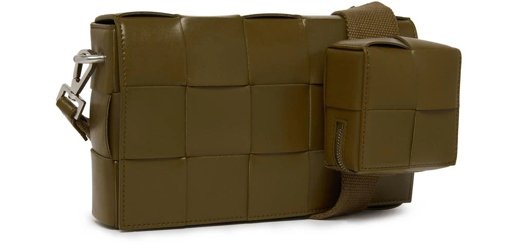 Bottega Veneta Cassette bag with multifunctional shoulder strap 3