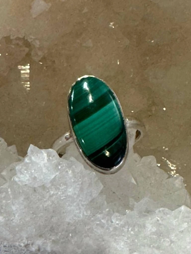 Jinja Jewelry Jinja Jewelry - Women
s Oval Malachite Ring
