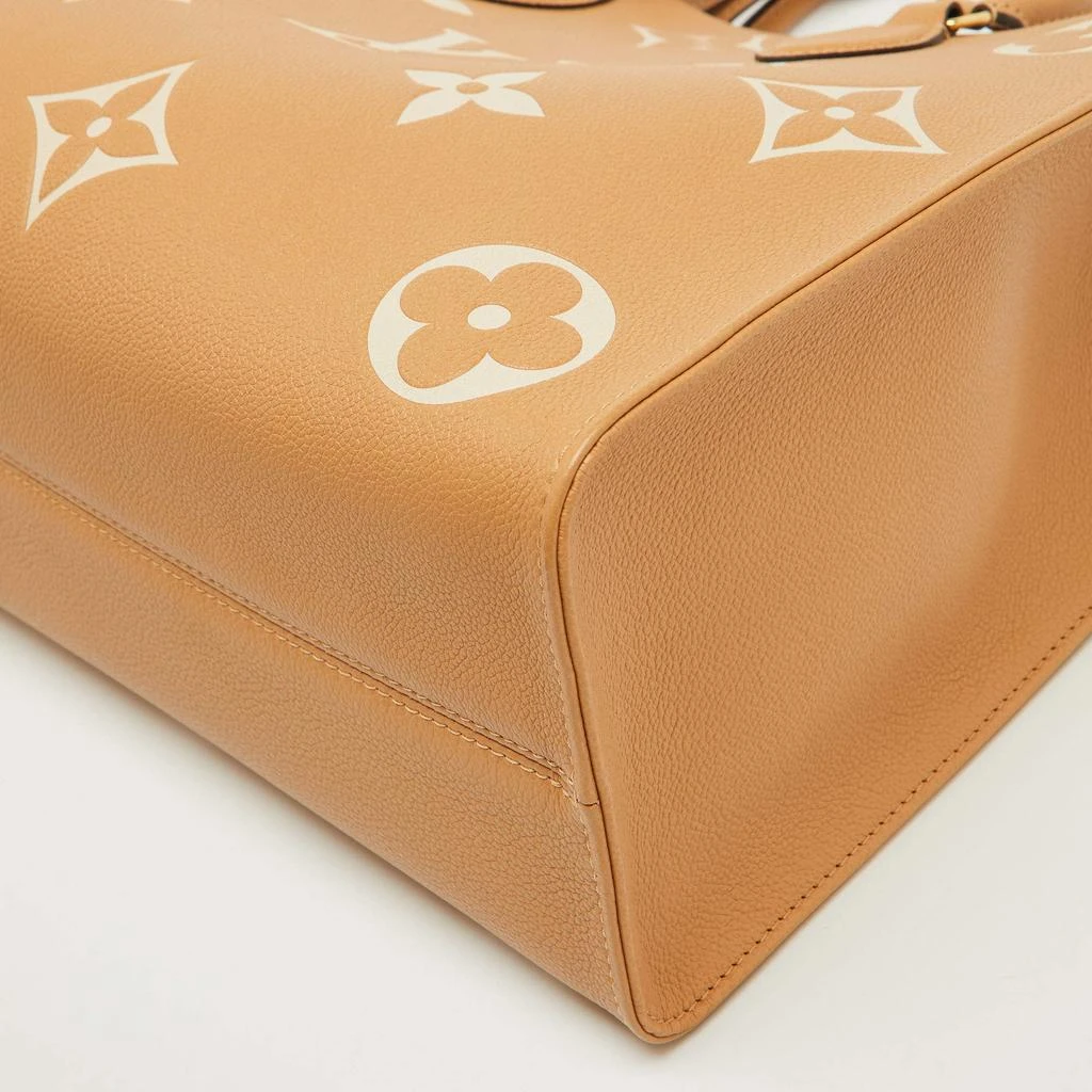 Louis Vuitton Louis Vuitton Beige/Ivory Monogram Empreinte Leather Onthego MM Tote Bag 11