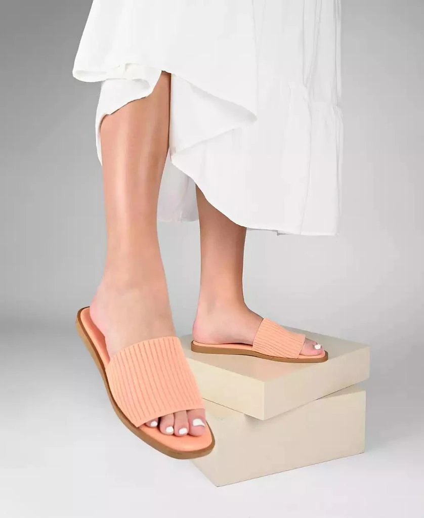 Journee Collection Women's Prisilla Single Band Slide Flat Sandals 6