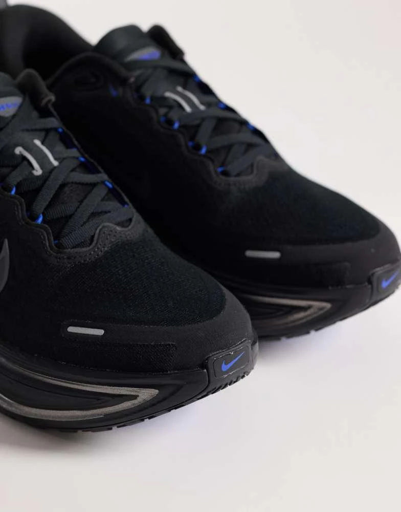 NIKE Nike Running Vomero Plus trainers in black and blue 3