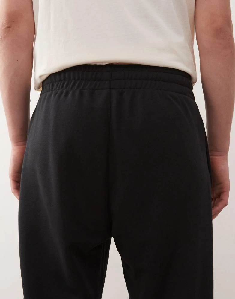 New Era New Era straight leg joggers in black 5