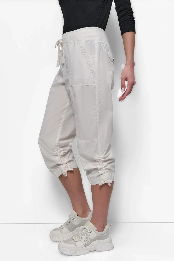 DKNY HIGH-RISE SHIRRED UTILITY CAPRI PANT 4