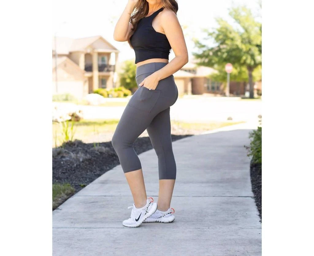 Julia Rose Julia Rose - Dani With Pockets Capri Leggings 3