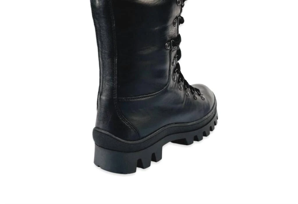 Montelliana Tulipano Boot In Black 2